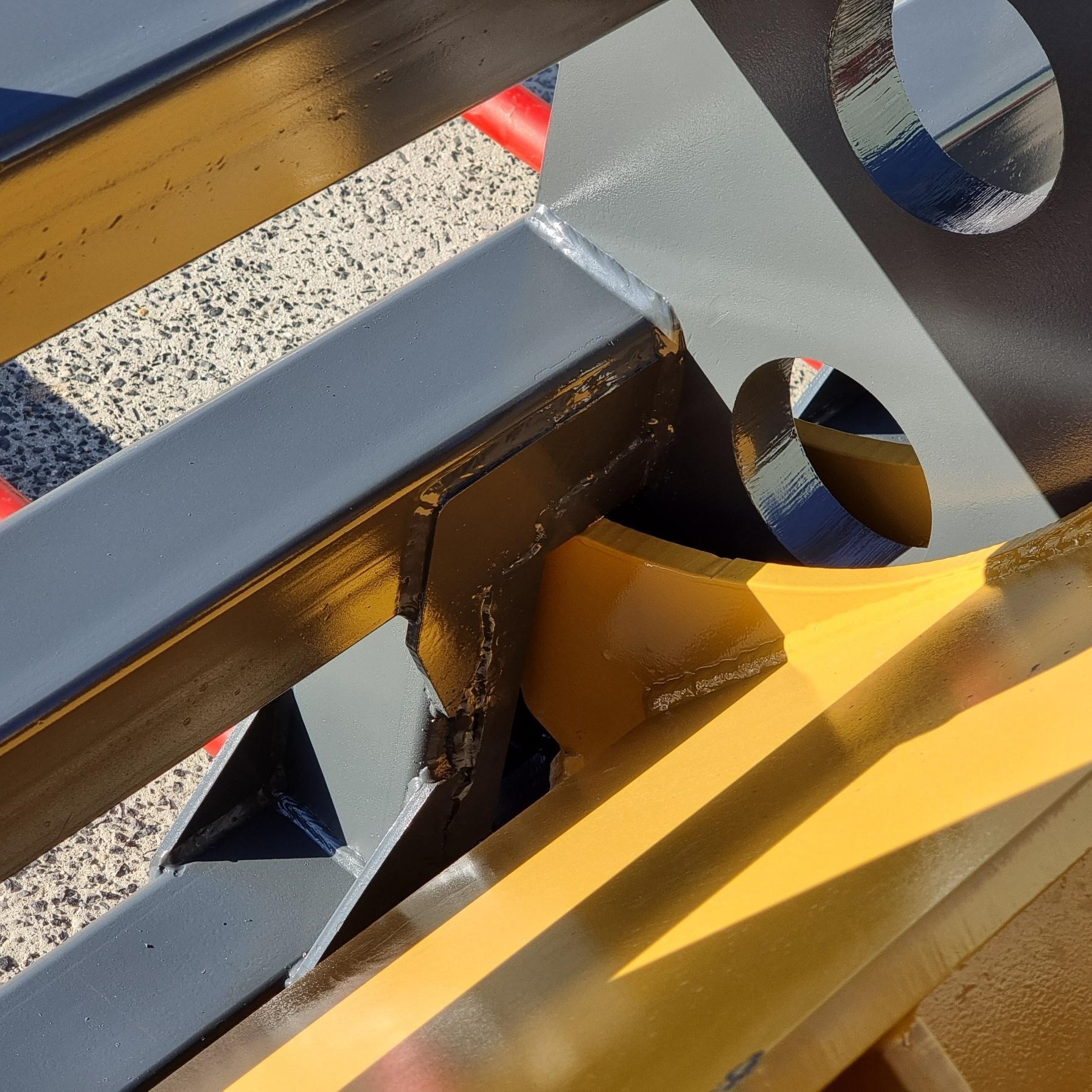ACTIVE MACHINERY 3rd Valve Adjustable Hay Forks | Active Machinery